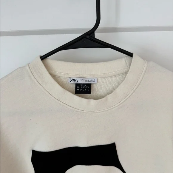 Zara x Disney Cream Sweater with Black Design - Picture 2 of 2